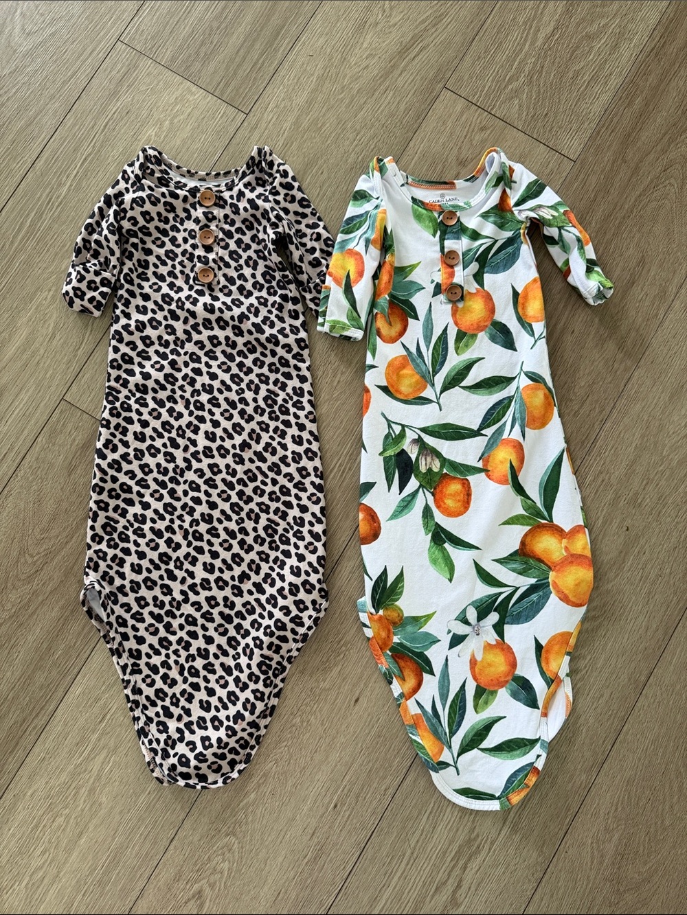 Caden lane baby girl knotted gowns size 0-3 months